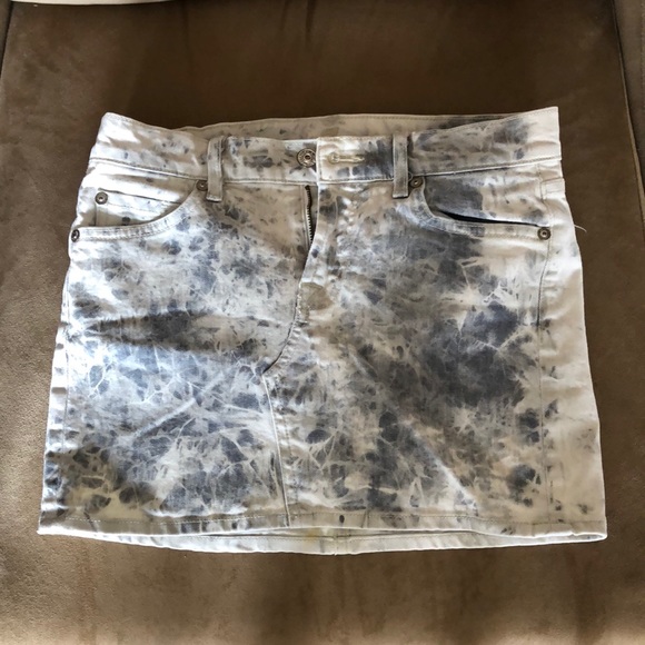 7 for Mankind skirt - Picture 1 of 3